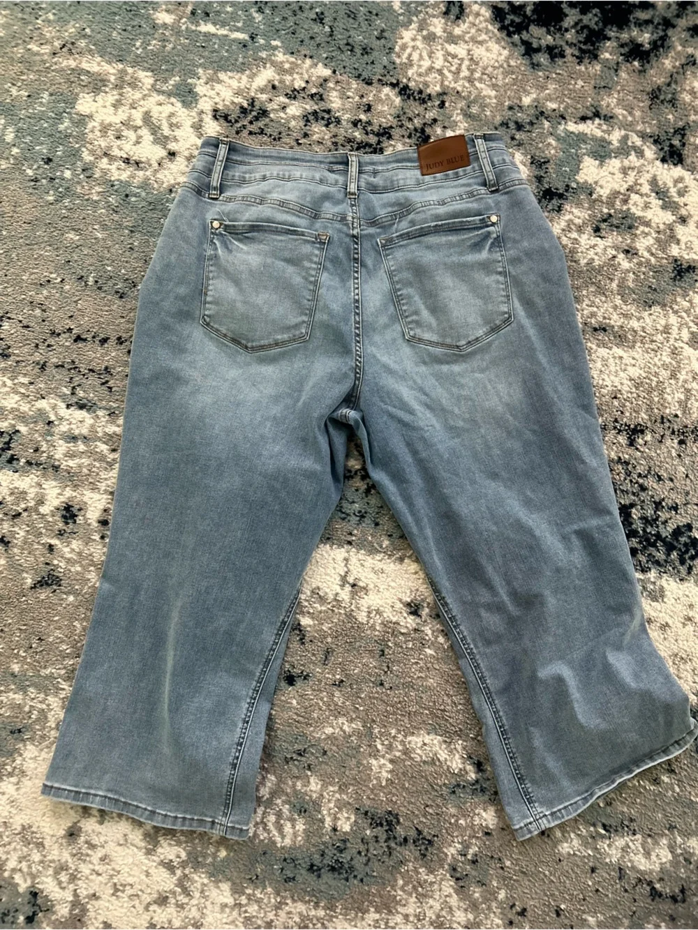 Judy Blue Light Blue Double Button Cropped Jeans - High Waisted Wide Leg - Picture 3 of 7